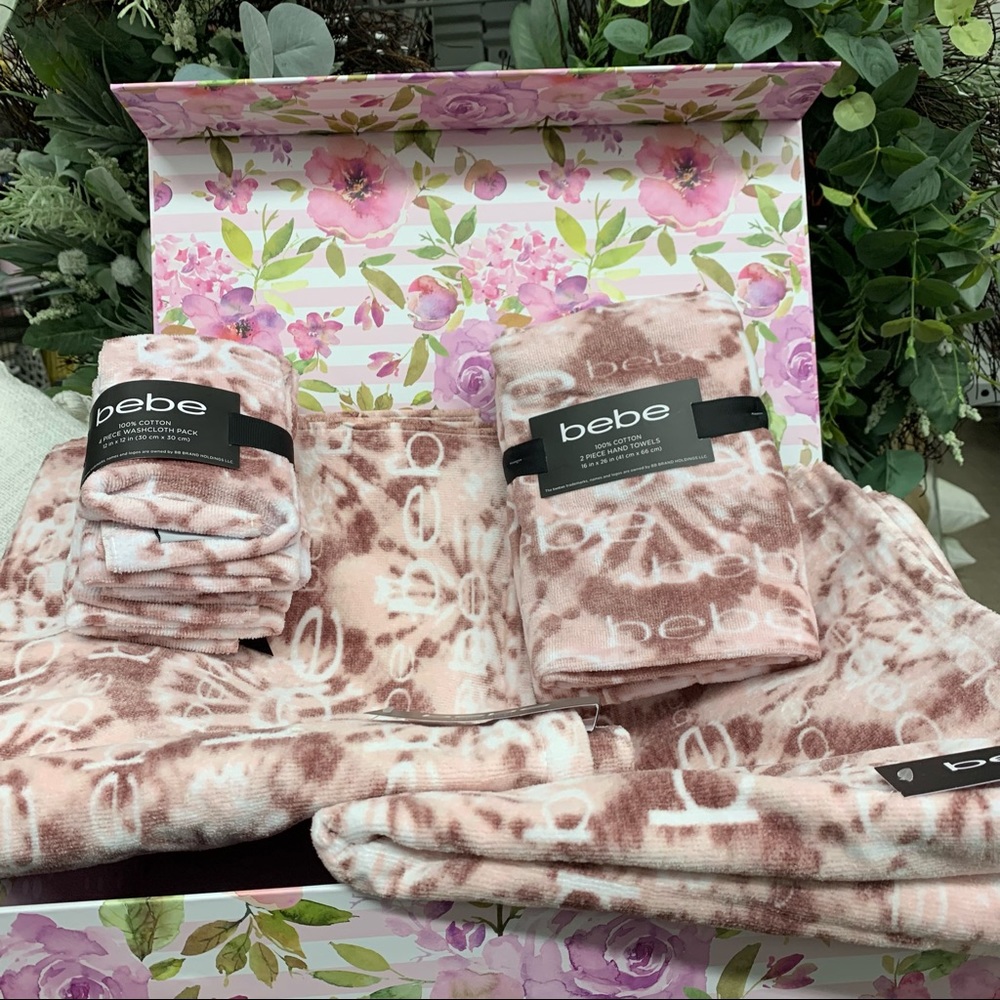 NWT BeBe 8 piece Towel set pink - Picture 12 of 16